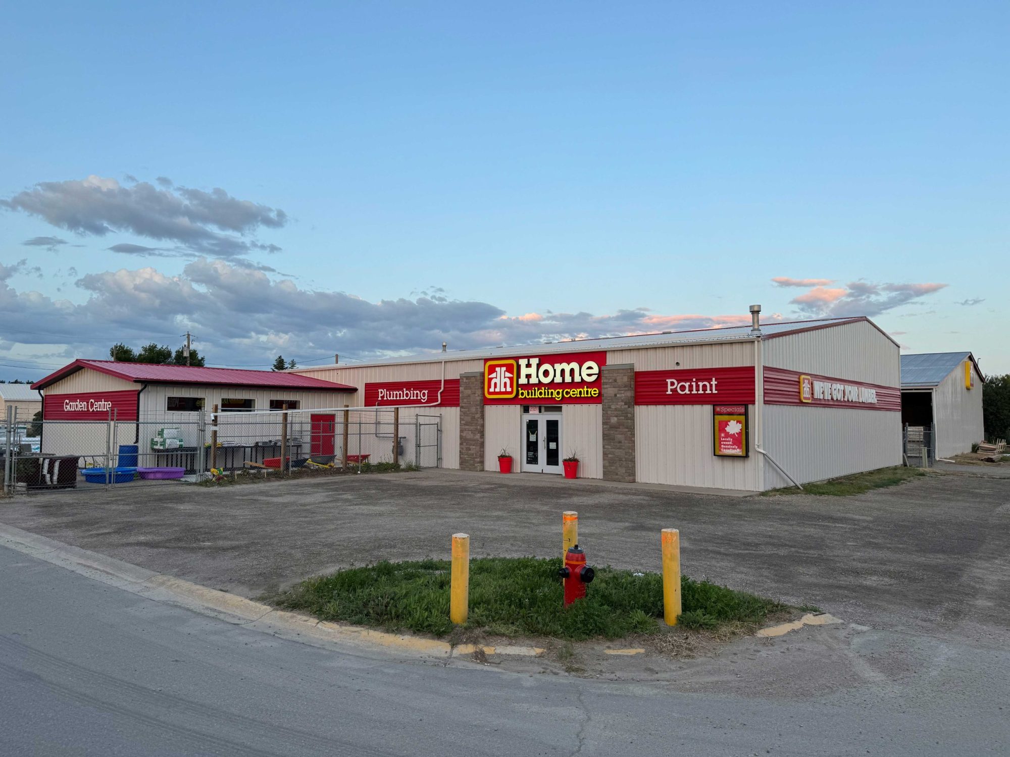 FR Reverse in White White and Bright Red