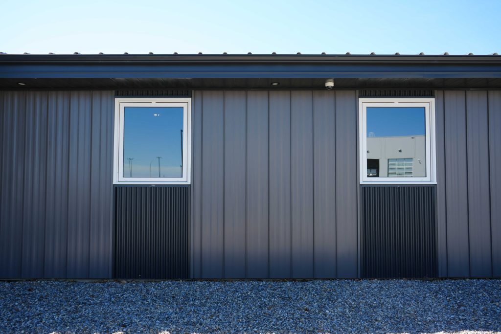 FormaLoc in Charcoal, 7/8" Corrugated in Black