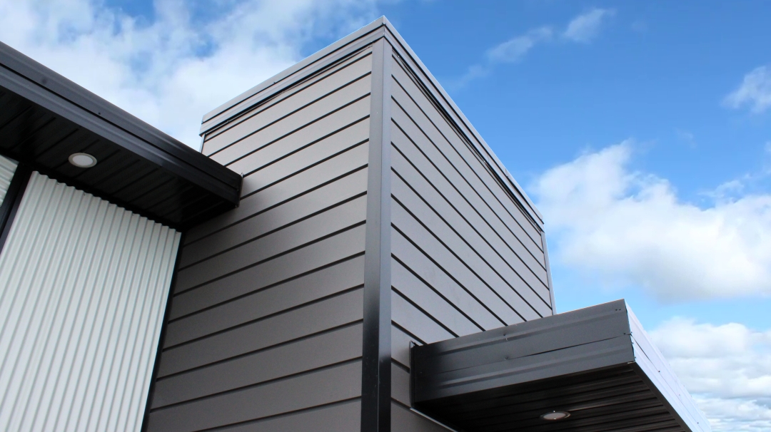 Forma Plank in Charcoal