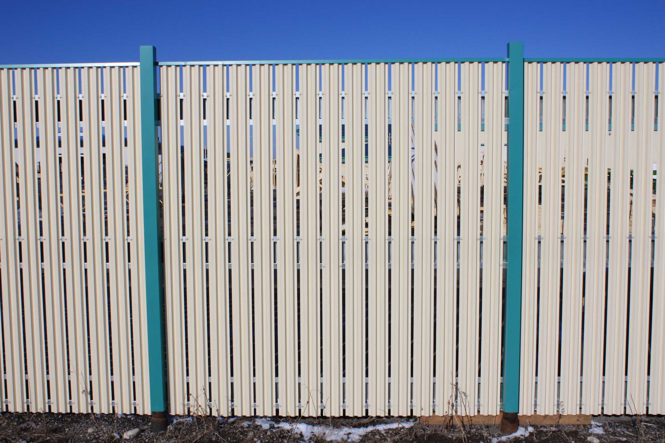 Picket Fence in Antique Linen