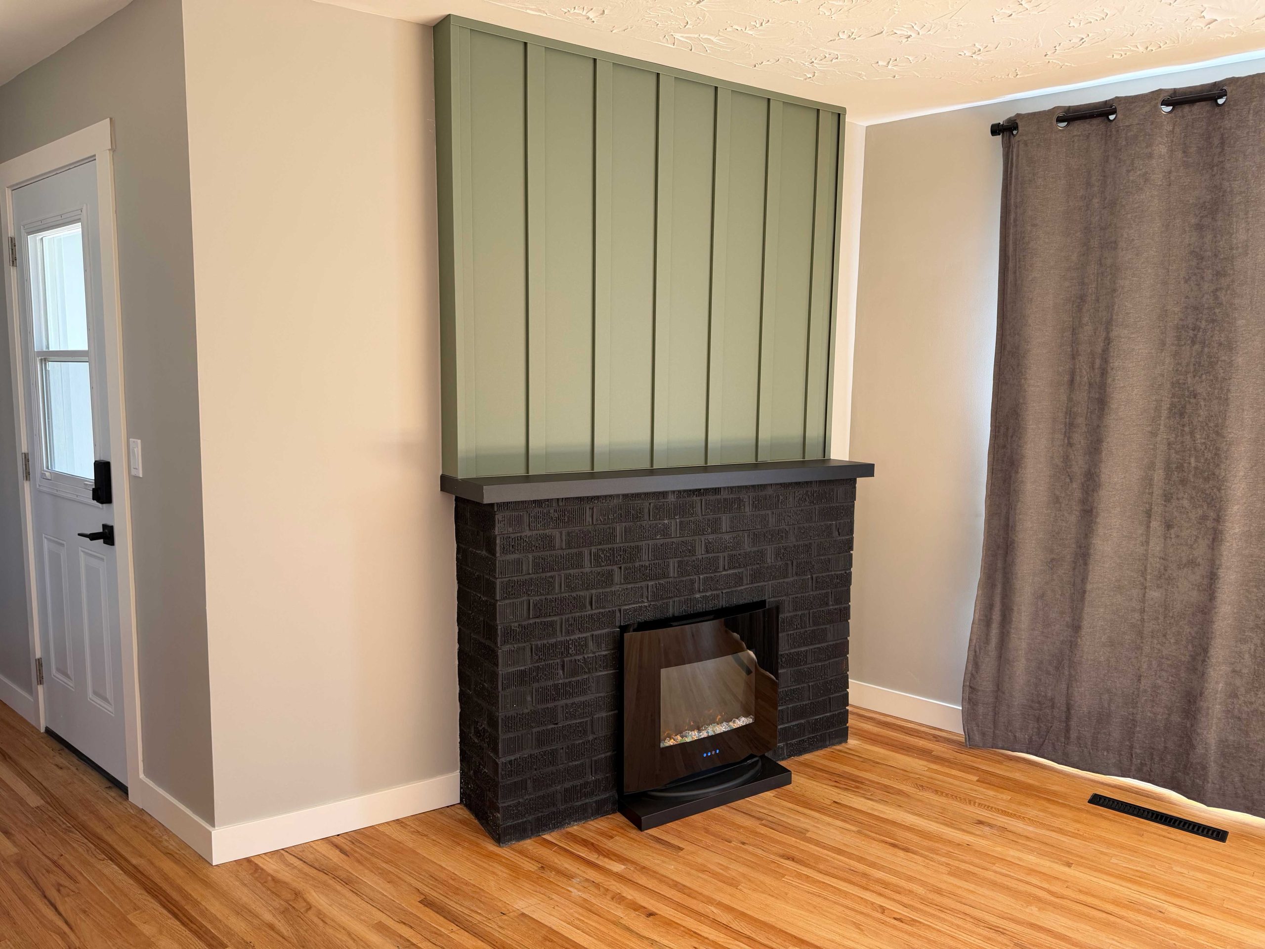 Board & Batten in Silver Sage